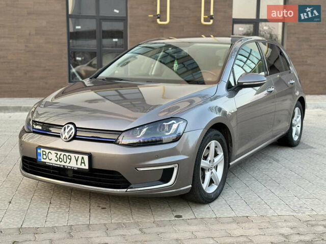 Сірий Фольксваген e-Golf, об'ємом двигуна 0 л та пробігом 106 тис. км за 10000 $, фото 1 на Automoto.ua