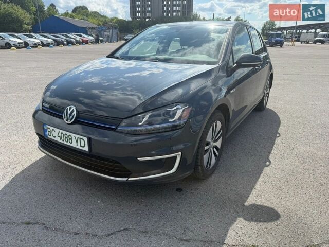 Серый Фольксваген e-Golf, объемом двигателя 0 л и пробегом 125 тыс. км за 7800 $, фото 1 на Automoto.ua