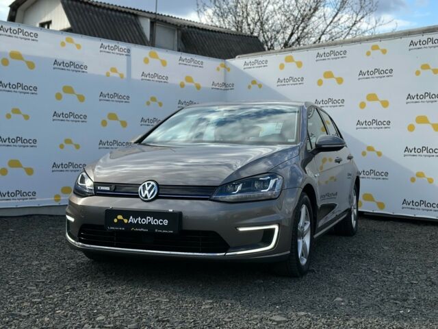 Серый Фольксваген e-Golf, объемом двигателя 0 л и пробегом 117 тыс. км за 8200 $, фото 1 на Automoto.ua
