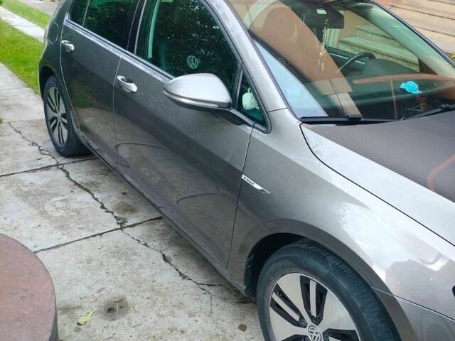 Сірий Фольксваген e-Golf, об'ємом двигуна 0 л та пробігом 174 тис. км за 8500 $, фото 1 на Automoto.ua