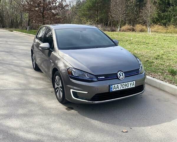 Сірий Фольксваген e-Golf, об'ємом двигуна 0 л та пробігом 109 тис. км за 11500 $, фото 1 на Automoto.ua