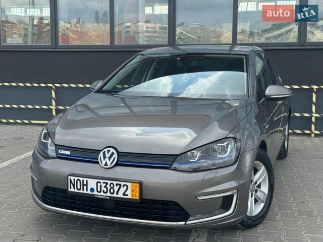Серый Фольксваген e-Golf, объемом двигателя 0 л и пробегом 149 тыс. км за 8750 $, фото 1 на Automoto.ua