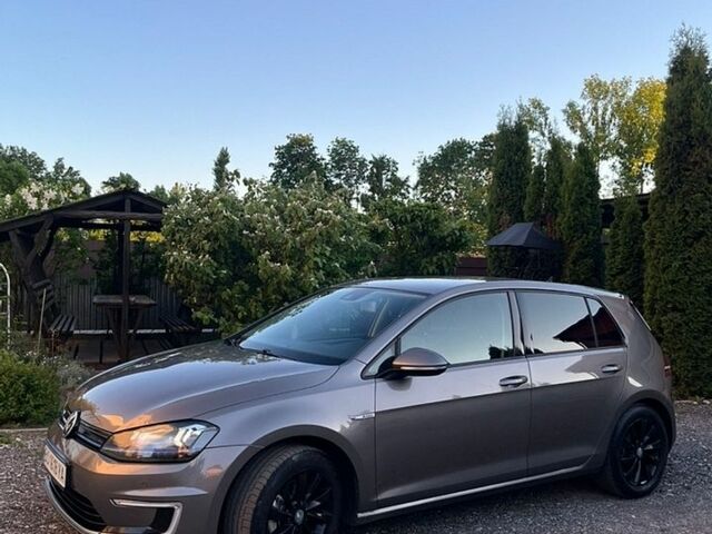 Сірий Фольксваген e-Golf, об'ємом двигуна 0 л та пробігом 142 тис. км за 9000 $, фото 1 на Automoto.ua