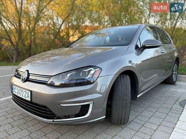 Серый Фольксваген e-Golf, объемом двигателя 0 л и пробегом 134 тыс. км за 9200 $, фото 1 на Automoto.ua
