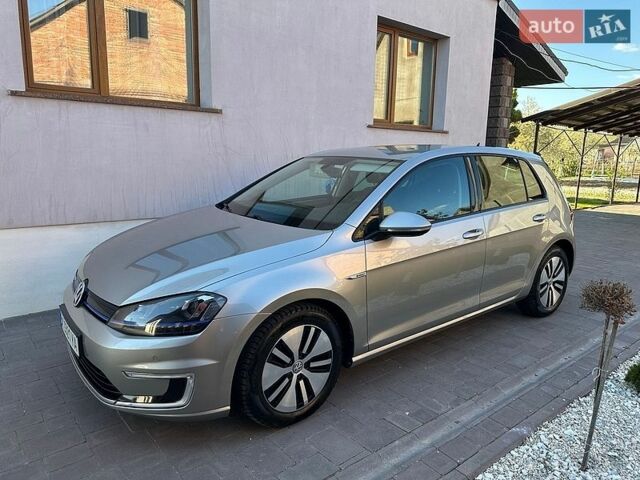 Серый Фольксваген e-Golf, объемом двигателя 0 л и пробегом 91 тыс. км за 9500 $, фото 1 на Automoto.ua