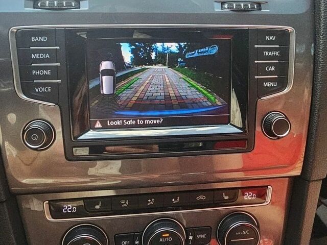 Серый Фольксваген e-Golf, объемом двигателя 0 л и пробегом 116 тыс. км за 7990 $, фото 1 на Automoto.ua