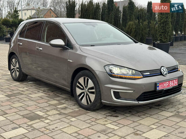 Серый Фольксваген e-Golf, объемом двигателя 0 л и пробегом 136 тыс. км за 7600 $, фото 1 на Automoto.ua