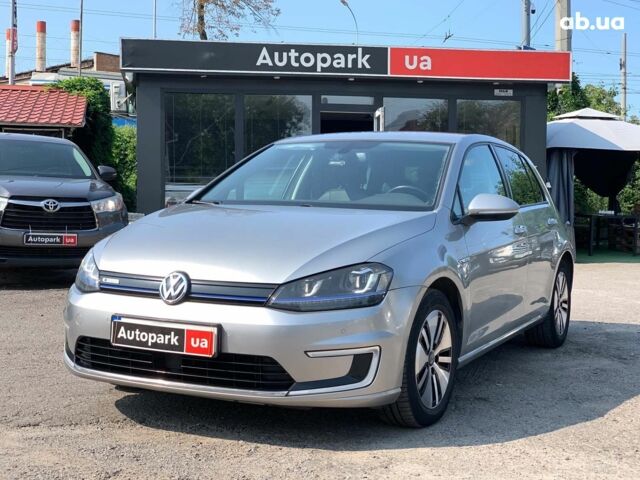 Серый Фольксваген e-Golf, объемом двигателя 0 л и пробегом 111 тыс. км за 9790 $, фото 1 на Automoto.ua