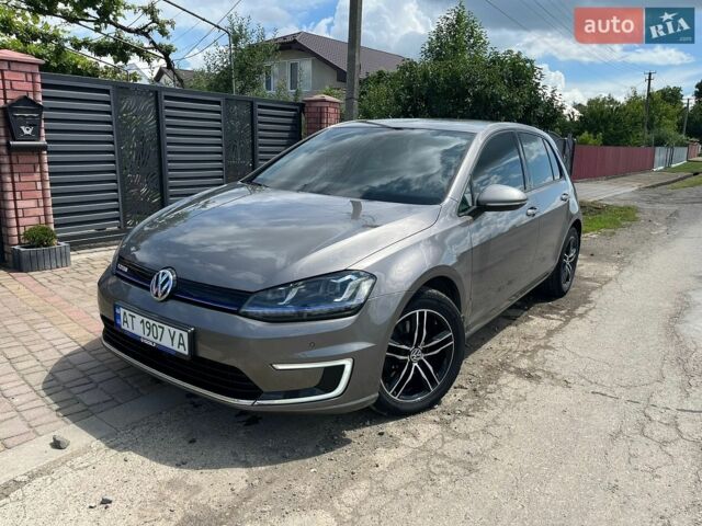 Серый Фольксваген e-Golf, объемом двигателя 0 л и пробегом 145 тыс. км за 8900 $, фото 1 на Automoto.ua