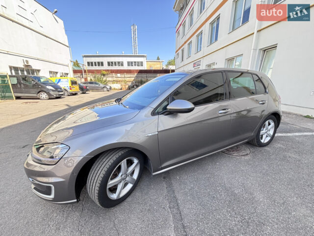 Сірий Фольксваген e-Golf, об'ємом двигуна 0 л та пробігом 190 тис. км за 9900 $, фото 1 на Automoto.ua