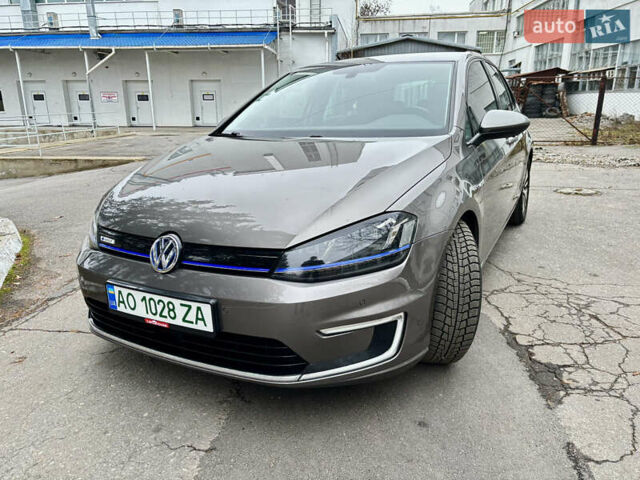 Сірий Фольксваген e-Golf, об'ємом двигуна 0 л та пробігом 190 тис. км за 10400 $, фото 1 на Automoto.ua