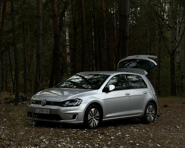 Сірий Фольксваген e-Golf, об'ємом двигуна 0 л та пробігом 85 тис. км за 10500 $, фото 1 на Automoto.ua
