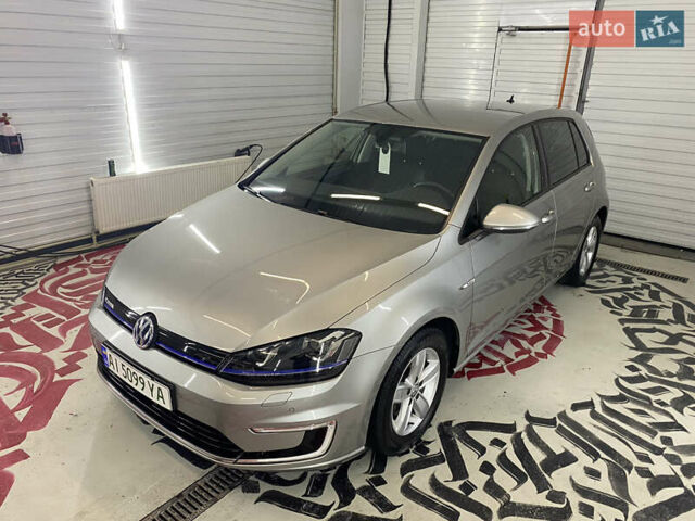 Серый Фольксваген e-Golf, объемом двигателя 0 л и пробегом 81 тыс. км за 9500 $, фото 1 на Automoto.ua