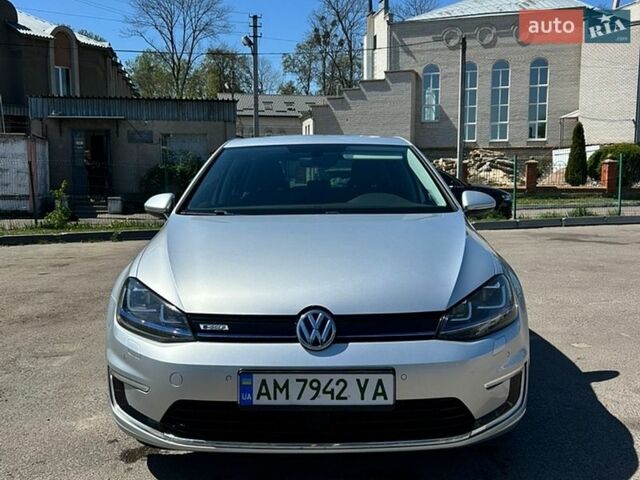 Серый Фольксваген e-Golf, объемом двигателя 0 л и пробегом 112 тыс. км за 11200 $, фото 1 на Automoto.ua