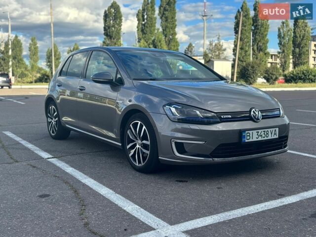 Сірий Фольксваген e-Golf, об'ємом двигуна 0 л та пробігом 112 тис. км за 9700 $, фото 1 на Automoto.ua