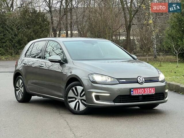 Серый Фольксваген e-Golf, объемом двигателя 0 л и пробегом 127 тыс. км за 8850 $, фото 1 на Automoto.ua