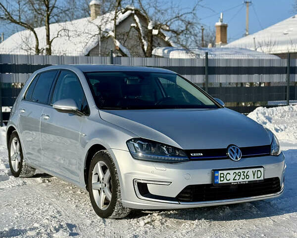 Сірий Фольксваген e-Golf, об'ємом двигуна 0 л та пробігом 130 тис. км за 9299 $, фото 1 на Automoto.ua