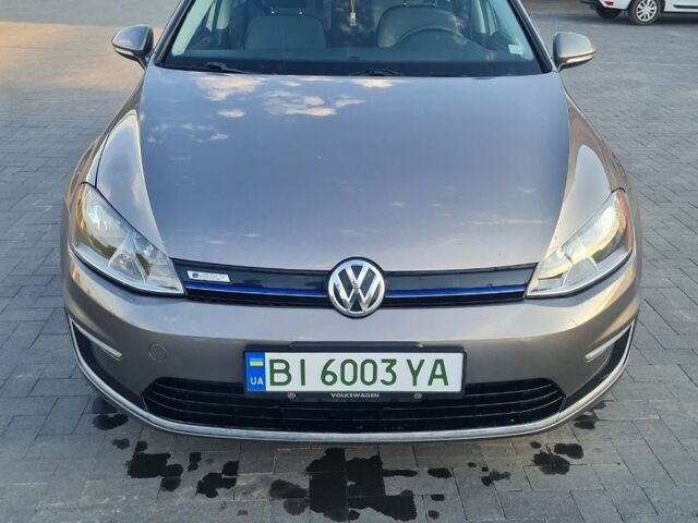 Сірий Фольксваген e-Golf, об'ємом двигуна 0 л та пробігом 57 тис. км за 10200 $, фото 1 на Automoto.ua