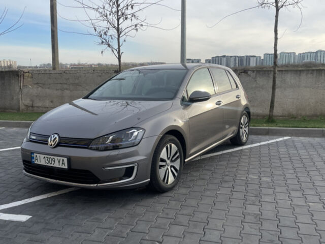 Сірий Фольксваген e-Golf, об'ємом двигуна 0 л та пробігом 121 тис. км за 10999 $, фото 1 на Automoto.ua