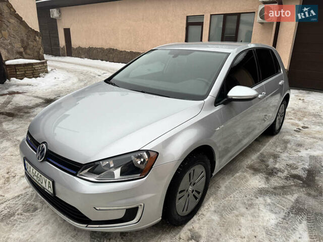 Сірий Фольксваген e-Golf, об'ємом двигуна 0 л та пробігом 92 тис. км за 8500 $, фото 1 на Automoto.ua