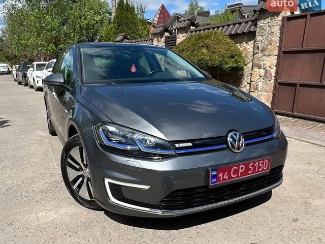 Серый Фольксваген e-Golf, объемом двигателя 0 л и пробегом 88 тыс. км за 13699 $, фото 1 на Automoto.ua