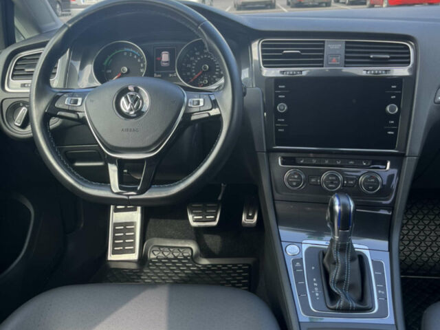 Сірий Фольксваген e-Golf, об'ємом двигуна 0 л та пробігом 87 тис. км за 14500 $, фото 1 на Automoto.ua