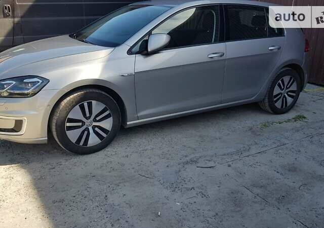 Сірий Фольксваген e-Golf, об'ємом двигуна 0 л та пробігом 72 тис. км за 15999 $, фото 1 на Automoto.ua