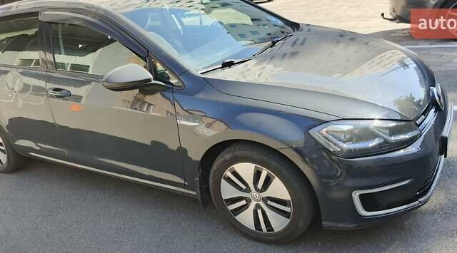 Сірий Фольксваген e-Golf, об'ємом двигуна 0 л та пробігом 120 тис. км за 11500 $, фото 1 на Automoto.ua