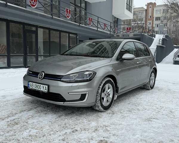Сірий Фольксваген e-Golf, об'ємом двигуна 0 л та пробігом 101 тис. км за 12800 $, фото 1 на Automoto.ua