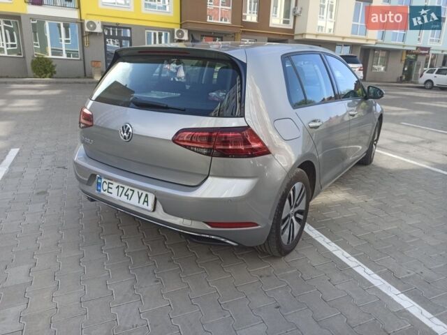 Серый Фольксваген e-Golf, объемом двигателя 0 л и пробегом 117 тыс. км за 13898 $, фото 1 на Automoto.ua