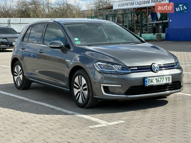 Сірий Фольксваген e-Golf, об'ємом двигуна 0 л та пробігом 159 тис. км за 11500 $, фото 1 на Automoto.ua