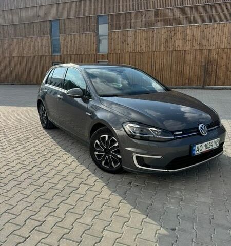 Сірий Фольксваген e-Golf, об'ємом двигуна 0 л та пробігом 75 тис. км за 11400 $, фото 1 на Automoto.ua