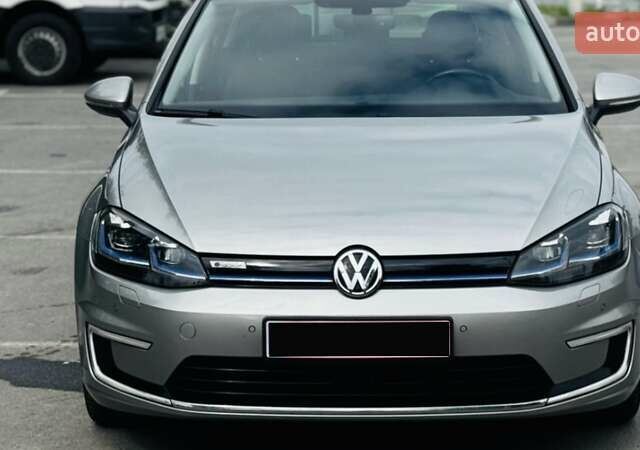 Сірий Фольксваген e-Golf, об'ємом двигуна 0 л та пробігом 140 тис. км за 11450 $, фото 1 на Automoto.ua
