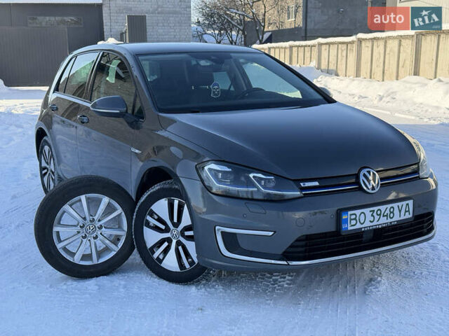 Серый Фольксваген e-Golf, объемом двигателя 0 л и пробегом 138 тыс. км за 12300 $, фото 1 на Automoto.ua