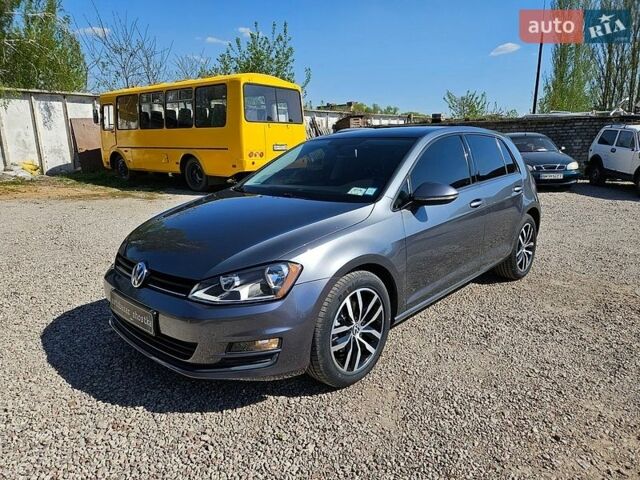 Серый Фольксваген e-Golf, объемом двигателя 1.8 л и пробегом 170 тыс. км за 12750 $, фото 1 на Automoto.ua