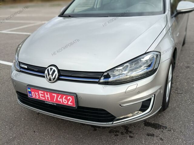 Серый Фольксваген e-Golf, объемом двигателя 0 л и пробегом 75 тыс. км за 14200 $, фото 1 на Automoto.ua