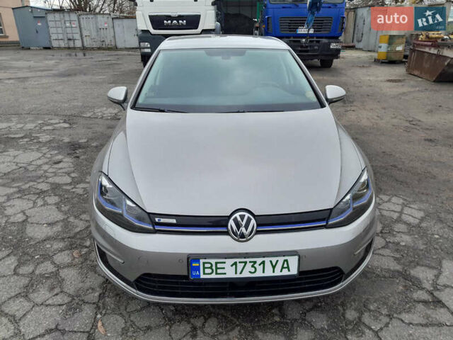 Сірий Фольксваген e-Golf, об'ємом двигуна 0 л та пробігом 109 тис. км за 13000 $, фото 1 на Automoto.ua