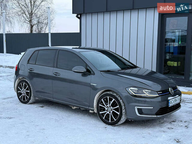 Сірий Фольксваген e-Golf, об'ємом двигуна 0 л та пробігом 133 тис. км за 13950 $, фото 1 на Automoto.ua