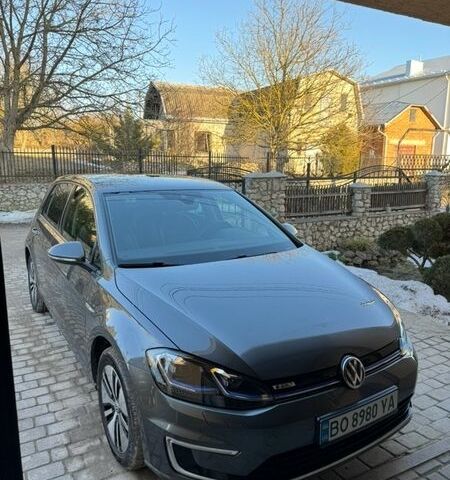 Сірий Фольксваген e-Golf, об'ємом двигуна 0 л та пробігом 126 тис. км за 13600 $, фото 1 на Automoto.ua