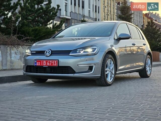 Серый Фольксваген e-Golf, объемом двигателя 0 л и пробегом 80 тыс. км за 13200 $, фото 1 на Automoto.ua