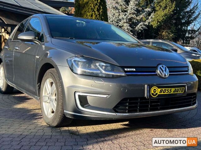 Серый Фольксваген e-Golf, объемом двигателя 36 л и пробегом 126 тыс. км за 15700 $, фото 1 на Automoto.ua