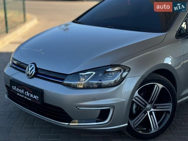Сірий Фольксваген e-Golf, об'ємом двигуна 0 л та пробігом 157 тис. км за 15899 $, фото 1 на Automoto.ua