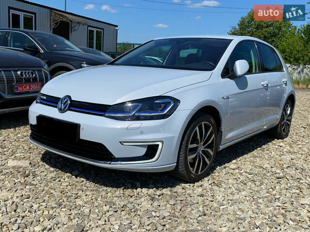 Серый Фольксваген e-Golf, объемом двигателя 0 л и пробегом 130 тыс. км за 13800 $, фото 1 на Automoto.ua