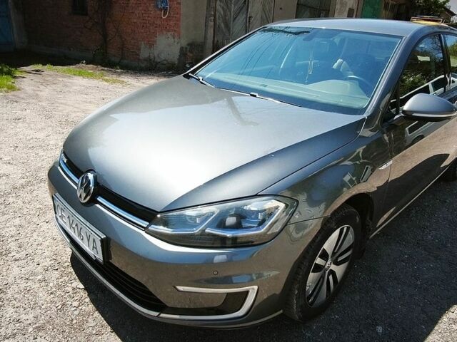 Серый Фольксваген e-Golf, объемом двигателя 0 л и пробегом 85 тыс. км за 12900 $, фото 1 на Automoto.ua