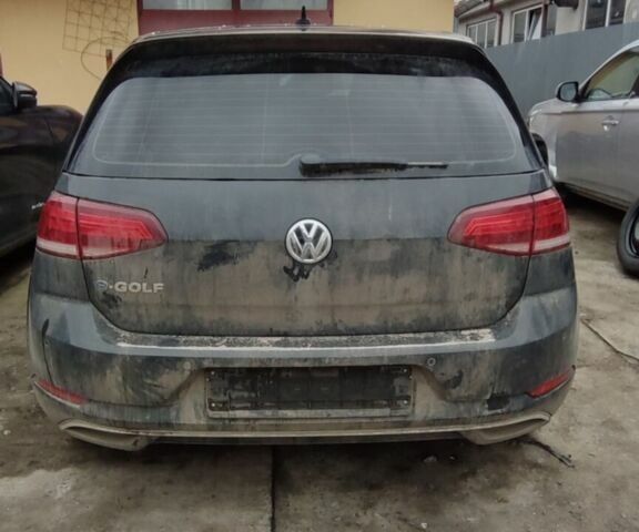 Сірий Фольксваген e-Golf, об'ємом двигуна 0 л та пробігом 60 тис. км за 5500 $, фото 1 на Automoto.ua