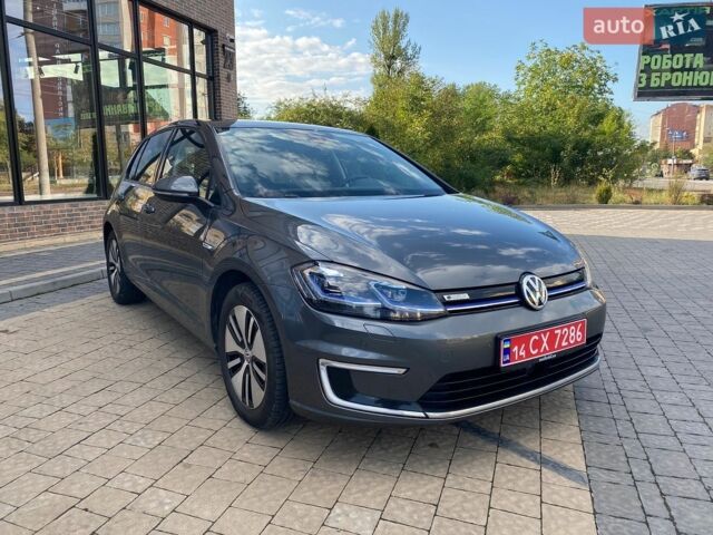 Серый Фольксваген e-Golf, объемом двигателя 0 л и пробегом 139 тыс. км за 13399 $, фото 1 на Automoto.ua