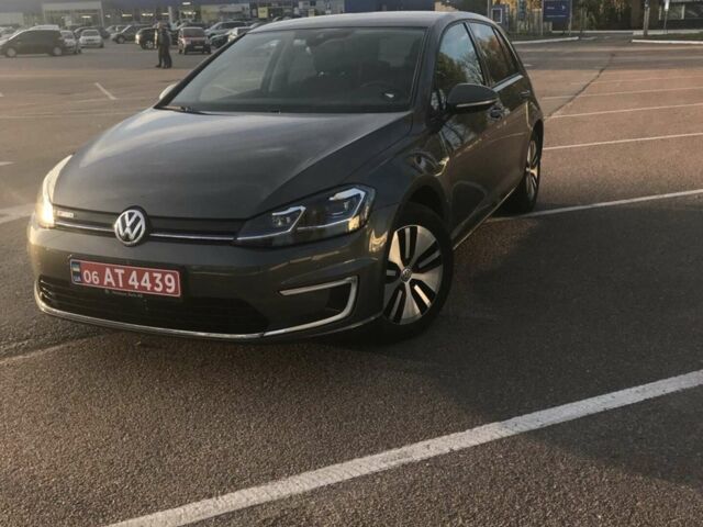 Сірий Фольксваген e-Golf, об'ємом двигуна 0 л та пробігом 135 тис. км за 13200 $, фото 1 на Automoto.ua