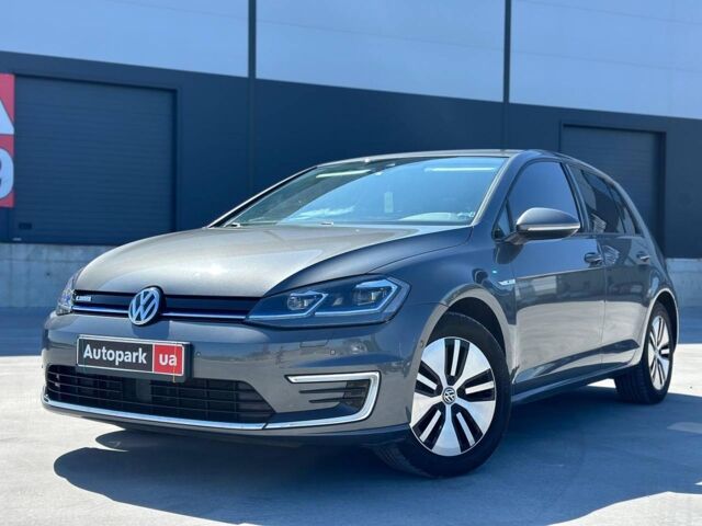 Серый Фольксваген e-Golf, объемом двигателя 0 л и пробегом 89 тыс. км за 13990 $, фото 1 на Automoto.ua
