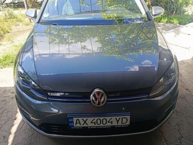 Сірий Фольксваген e-Golf, об'ємом двигуна 0 л та пробігом 119 тис. км за 14700 $, фото 1 на Automoto.ua