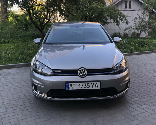 Сірий Фольксваген e-Golf, об'ємом двигуна 0 л та пробігом 84 тис. км за 16000 $, фото 1 на Automoto.ua